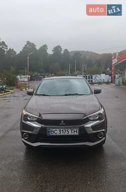 Внедорожник / Кроссовер Mitsubishi Outlander Sport 2018 в Львове