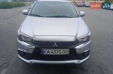 Внедорожник / Кроссовер Mitsubishi Outlander Sport 2016 в Киеве