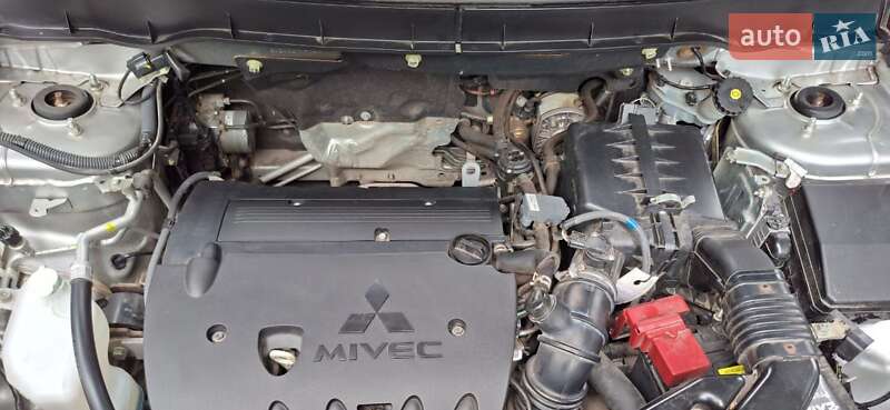 Внедорожник / Кроссовер Mitsubishi Outlander Sport 2018 в Черкассах фото 6 Внедорожник / Кроссовер Mitsubishi Outlander Sport 2018 в Черкассах