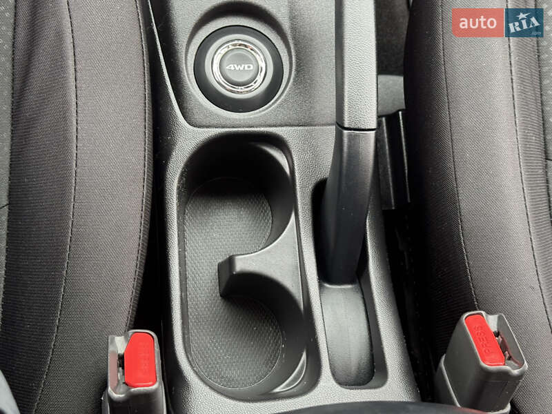 Позашляховик / Кросовер Mitsubishi Outlander Sport 2013 в Смілі