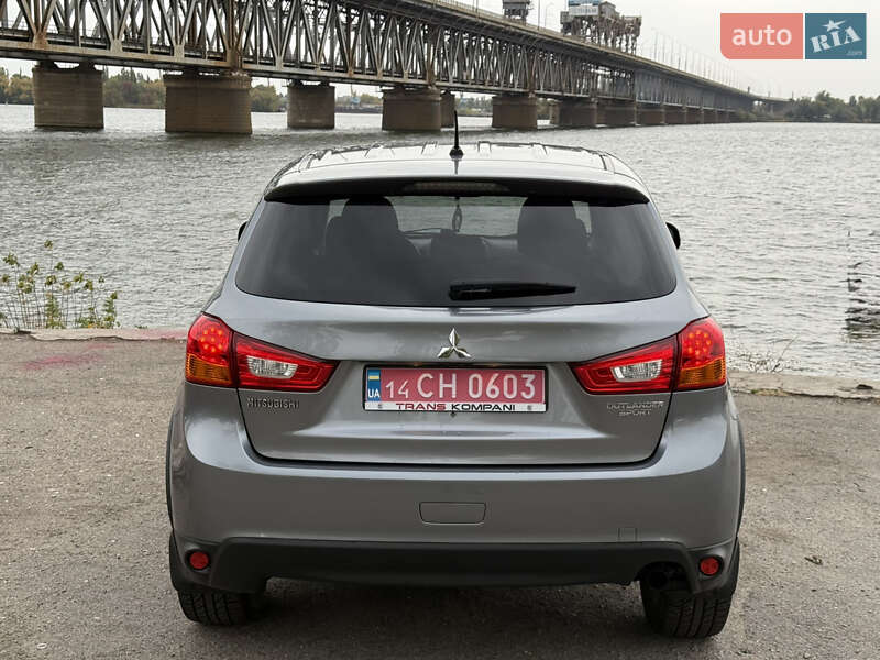 Позашляховик / Кросовер Mitsubishi Outlander Sport 2016 в Дніпрі фото 6 Позашляховик / Кросовер Mitsubishi Outlander Sport 2016 в Дніпрі