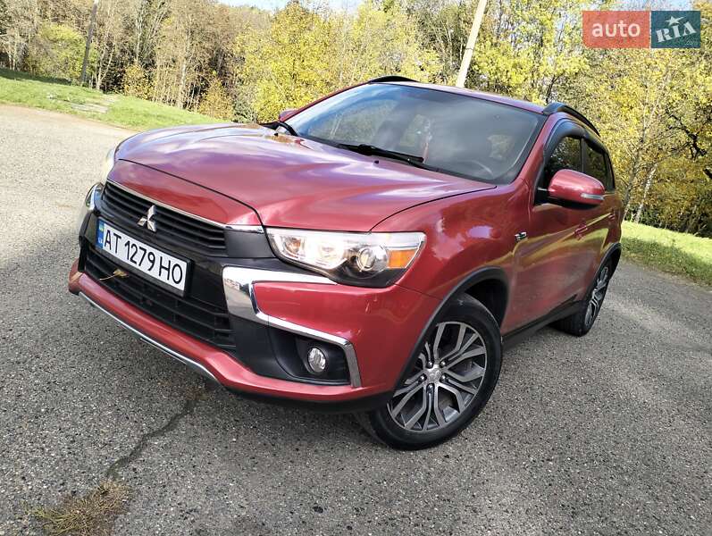 Внедорожник / Кроссовер Mitsubishi Outlander Sport 2016 в Бурштыне