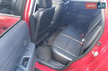 Внедорожник / Кроссовер Mitsubishi Outlander Sport 2016 в 