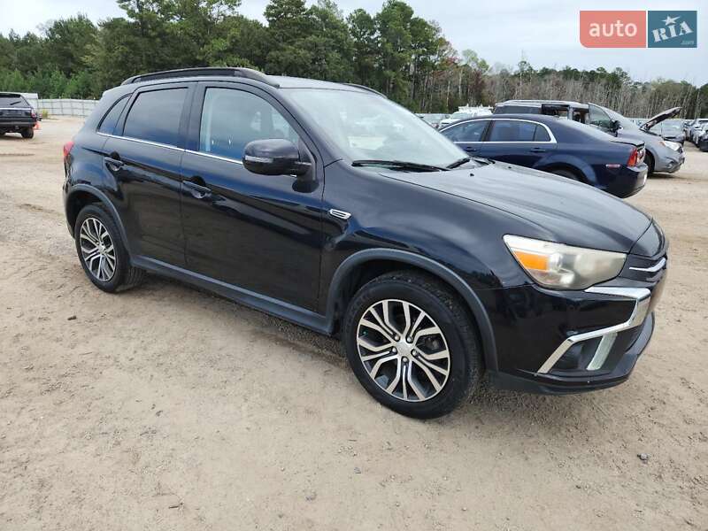 Внедорожник / Кроссовер Mitsubishi Outlander Sport 2018 в Тернополе