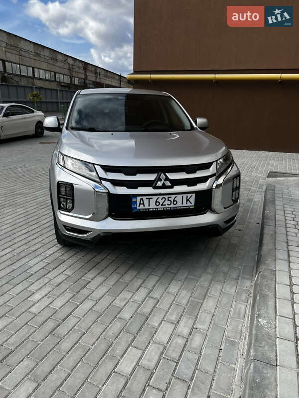 Внедорожник / Кроссовер Mitsubishi Outlander Sport 2021 в Ивано-Франковске фото 2 Внедорожник / Кроссовер Mitsubishi Outlander Sport 2021 в Ивано-Франковске