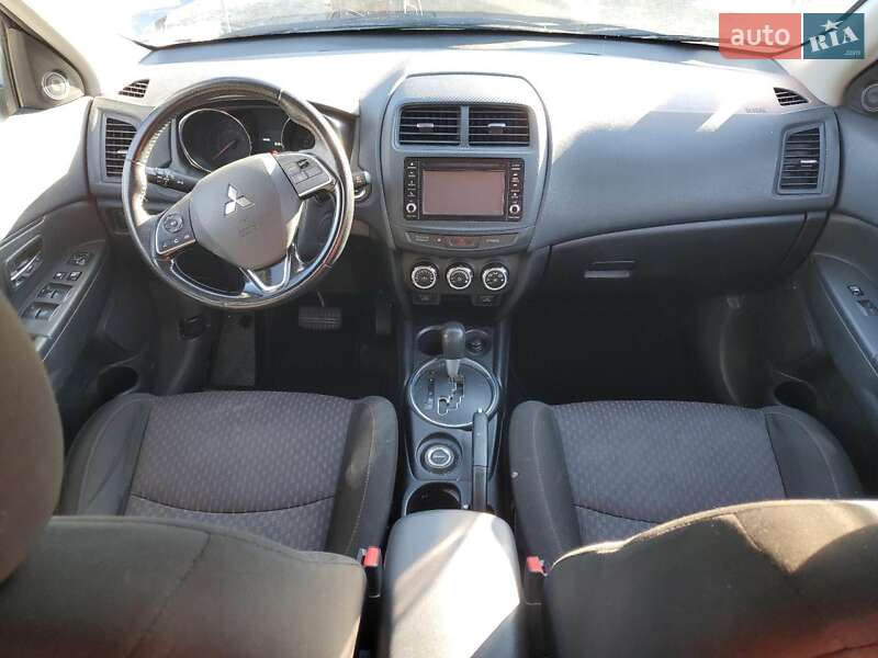 Позашляховик / Кросовер Mitsubishi Outlander Sport 2016 в Одесі фото 8 Позашляховик / Кросовер Mitsubishi Outlander Sport 2016 в Одесі
