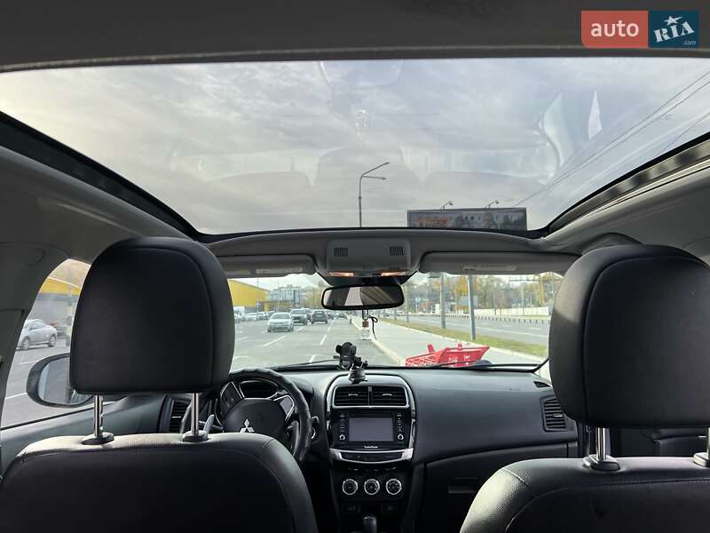 Внедорожник / Кроссовер Mitsubishi Outlander Sport 2016 в Киеве фото 4 Внедорожник / Кроссовер Mitsubishi Outlander Sport 2016 в Киеве