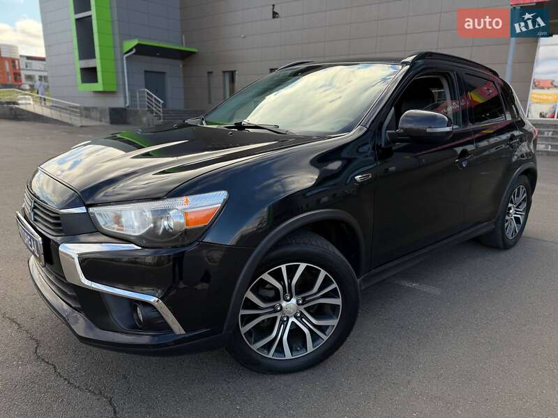 Позашляховик / Кросовер Mitsubishi Outlander Sport 2016 в Кривому Розі