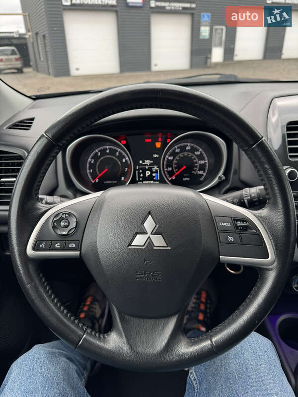 Внедорожник / Кроссовер Mitsubishi Outlander Sport 2015 в Киеве фото 20 Внедорожник / Кроссовер Mitsubishi Outlander Sport 2015 в Киеве