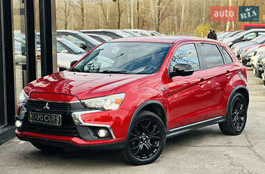 Позашляховик / Кросовер Mitsubishi Outlander Sport 2017 в Харкові