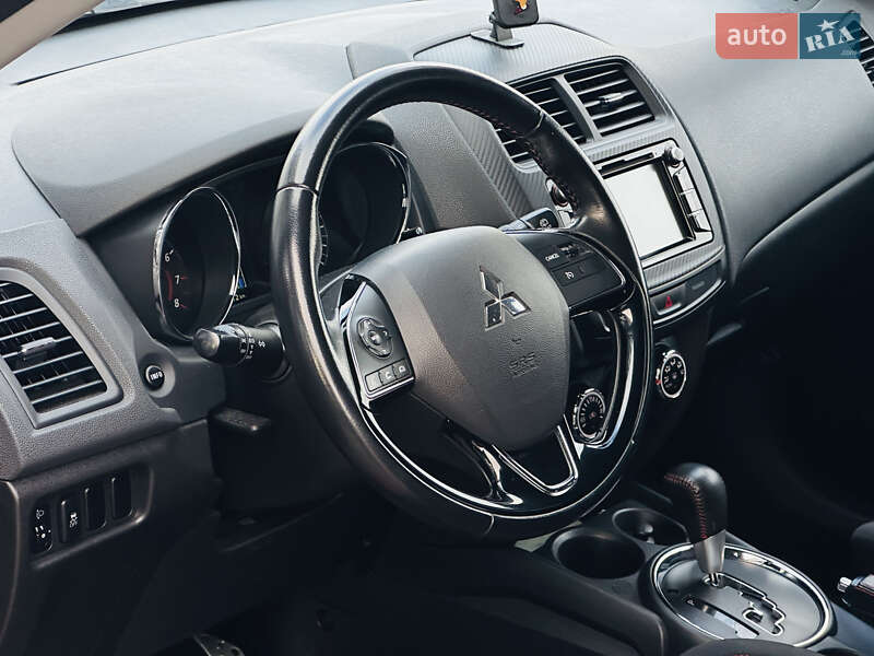 Внедорожник / Кроссовер Mitsubishi Outlander Sport 2017 в Харькове фото 14 Внедорожник / Кроссовер Mitsubishi Outlander Sport 2017 в Харькове