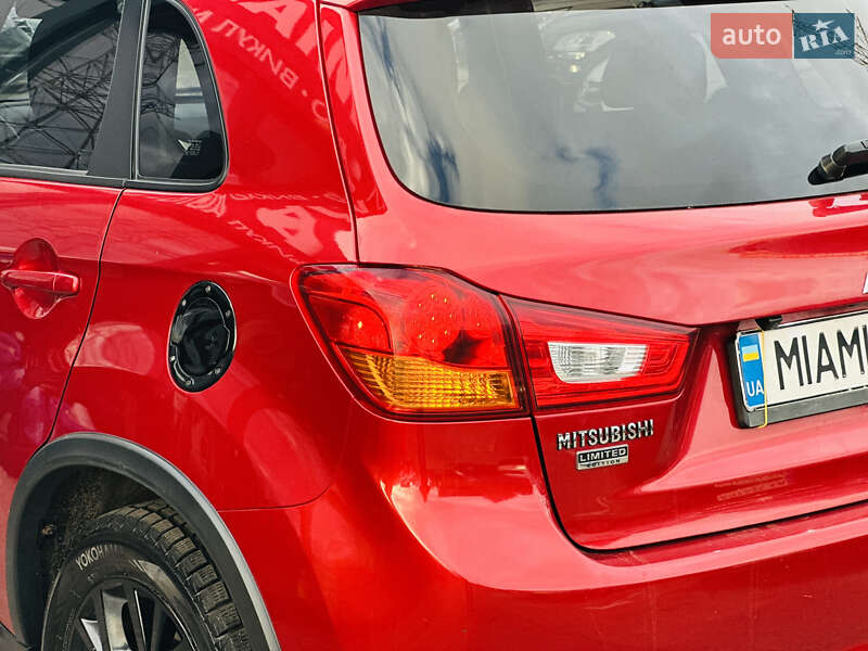 Внедорожник / Кроссовер Mitsubishi Outlander Sport 2017 в Харькове фото 12 Внедорожник / Кроссовер Mitsubishi Outlander Sport 2017 в Харькове