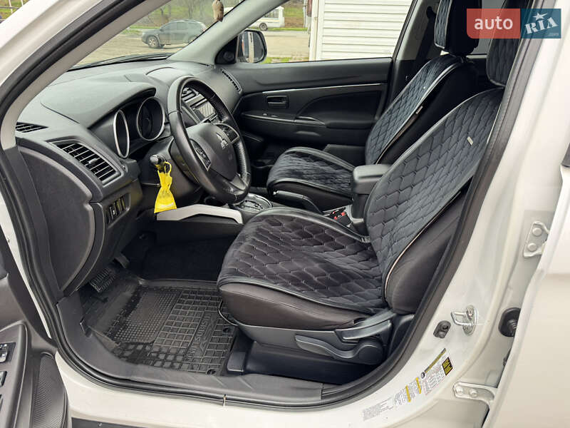 Позашляховик / Кросовер Mitsubishi Outlander Sport 2013 в Смілі