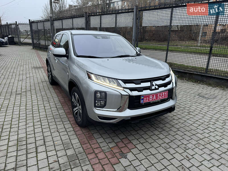 Внедорожник / Кроссовер Mitsubishi Outlander Sport 2023 в Запорожье