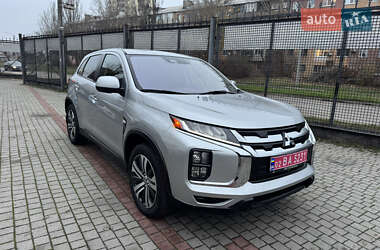 Внедорожник / Кроссовер Mitsubishi Outlander Sport 2023 в Запорожье