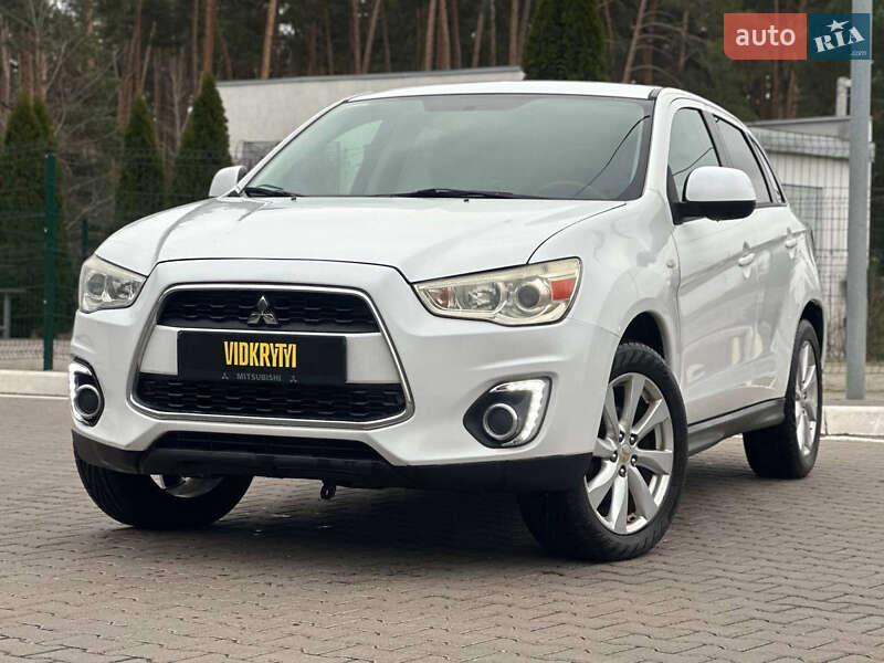 Mitsubishi Outlander Sport 2015