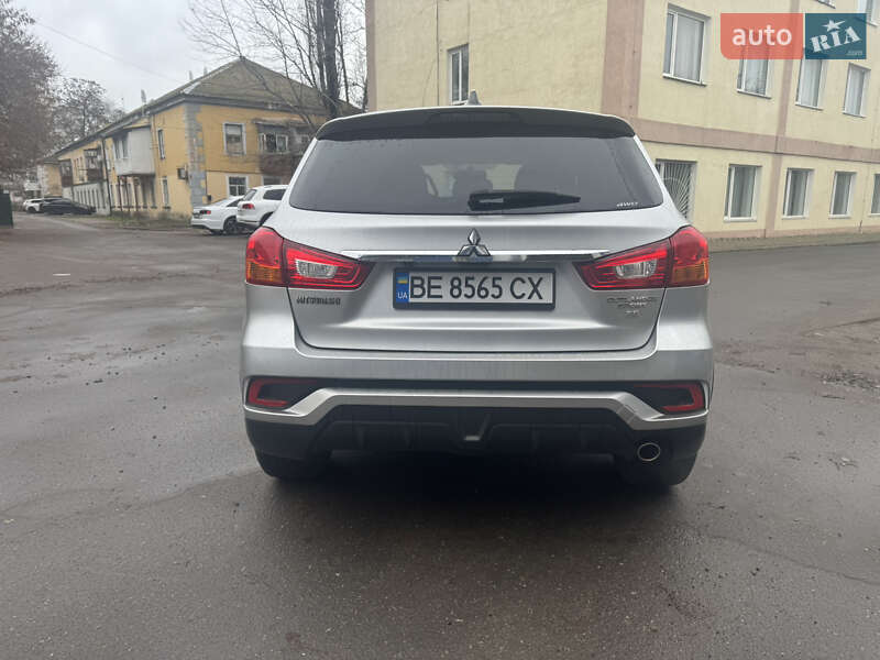 Внедорожник / Кроссовер Mitsubishi Outlander Sport 2018 в Николаеве фото 6 Внедорожник / Кроссовер Mitsubishi Outlander Sport 2018 в Николаеве