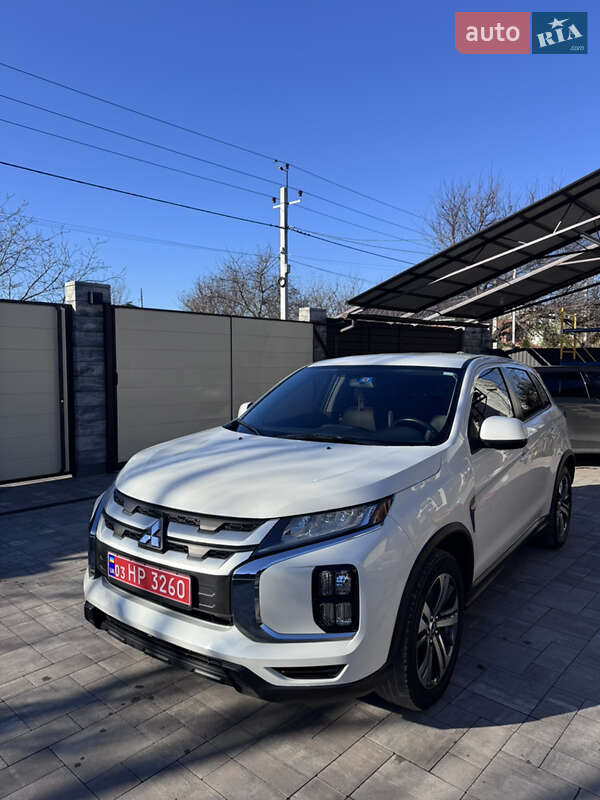 Позашляховик / Кросовер Mitsubishi Outlander Sport 2019 в Кропивницькому