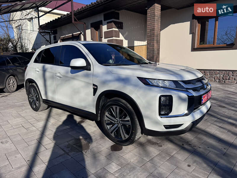 Позашляховик / Кросовер Mitsubishi Outlander Sport 2019 в Кропивницькому