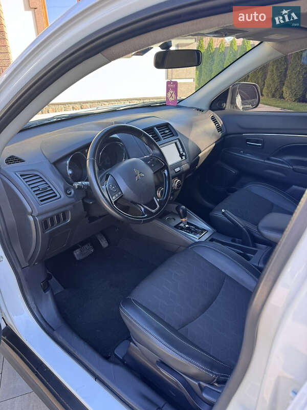 Позашляховик / Кросовер Mitsubishi Outlander Sport 2019 в Кропивницькому