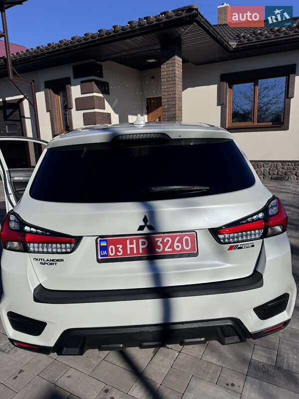 Позашляховик / Кросовер Mitsubishi Outlander Sport 2019 в Кропивницькому