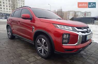 Позашляховик / Кросовер Mitsubishi Outlander Sport 2020 в Черкасах