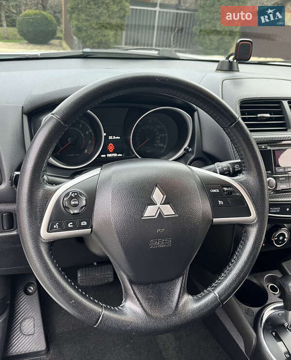 Внедорожник / Кроссовер Mitsubishi Outlander Sport 2015 в Умани