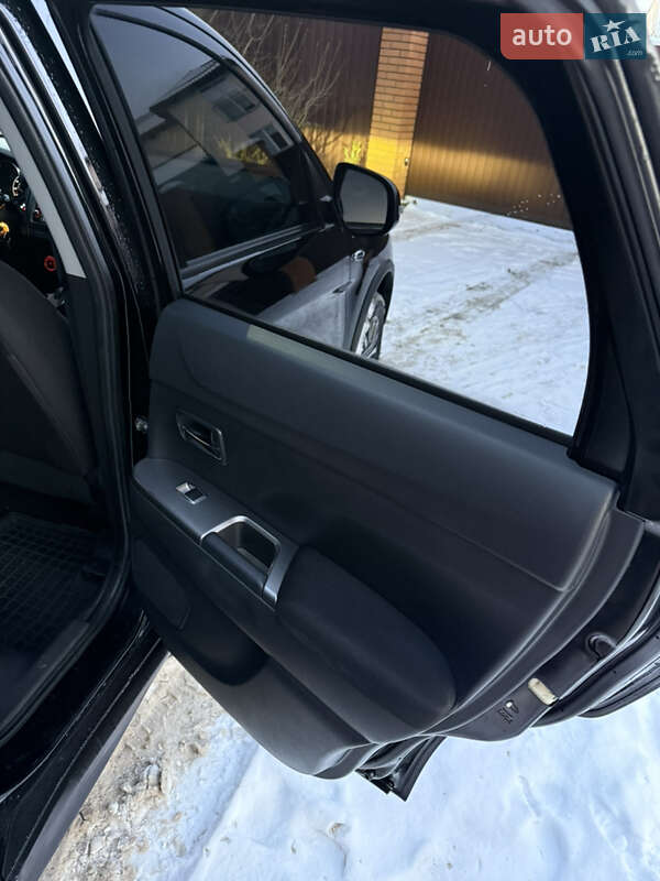 Позашляховик / Кросовер Mitsubishi Outlander Sport 2018 в Києві