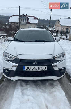 Позашляховик / Кросовер Mitsubishi Outlander Sport 2016 в Тернополі