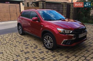 Позашляховик / Кросовер Mitsubishi Outlander Sport 2019 в Вінниці
