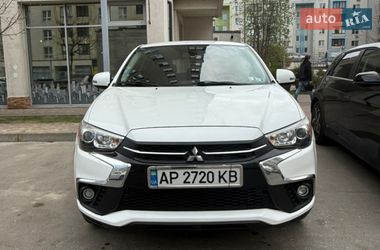 Внедорожник / Кроссовер Mitsubishi Outlander Sport 2019 в Киеве