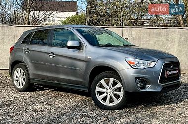 Внедорожник / Кроссовер Mitsubishi Outlander Sport 2015 в Киеве