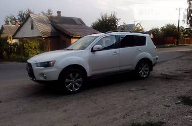 Внедорожник / Кроссовер Mitsubishi Outlander XL 2012 в Виннице