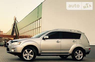 Внедорожник / Кроссовер Mitsubishi Outlander XL 2011 в Одессе