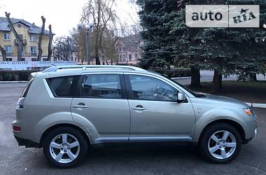 Внедорожник / Кроссовер Mitsubishi Outlander XL 2007 в Каменском