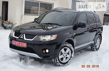 Внедорожник / Кроссовер Mitsubishi Outlander XL 2009 в Ивано-Франковске