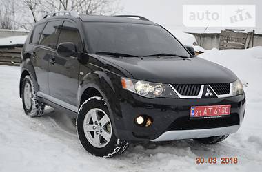 Внедорожник / Кроссовер Mitsubishi Outlander XL 2009 в Ивано-Франковске