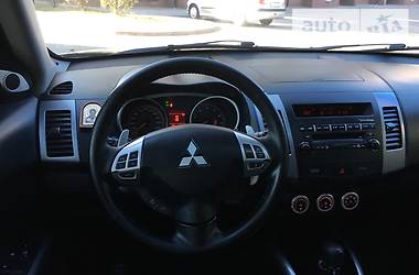 Внедорожник / Кроссовер Mitsubishi Outlander XL 2009 в Ивано-Франковске