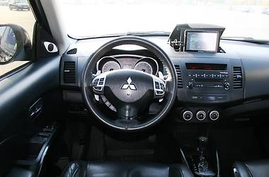 Внедорожник / Кроссовер Mitsubishi Outlander XL 2008 в Киеве