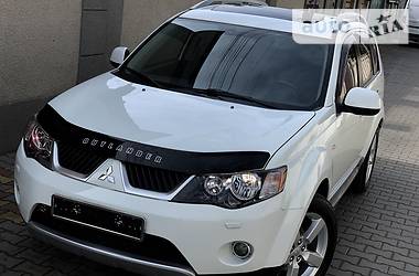 Внедорожник / Кроссовер Mitsubishi Outlander XL 2010 в Одессе