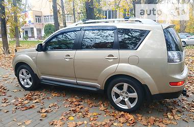 Позашляховик / Кросовер Mitsubishi Outlander XL 2009 в Одесі