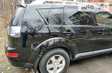 Позашляховик / Кросовер Mitsubishi Outlander XL 2008 в 