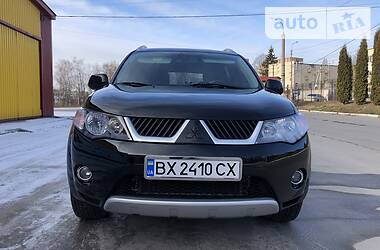 Внедорожник / Кроссовер Mitsubishi Outlander XL 2008 в Каменец-Подольском