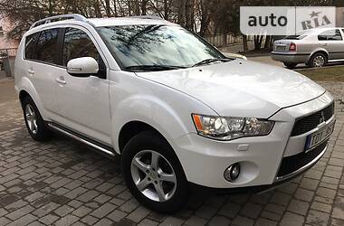 Mitsubishi Outlander XL 2010 Mitsubishi Outlander XL 2010