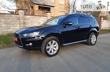 Mitsubishi Outlander XL 2010