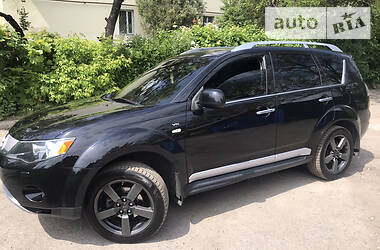 Внедорожник / Кроссовер Mitsubishi Outlander XL 2009 в Никополе