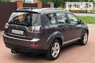 Позашляховик / Кросовер Mitsubishi Outlander XL 2007 в 