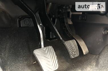 Позашляховик / Кросовер Mitsubishi Outlander XL 2007 в 