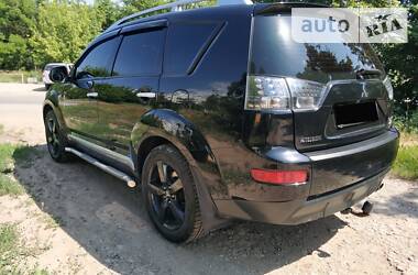 Внедорожник / Кроссовер Mitsubishi Outlander XL 2008 в Запорожье