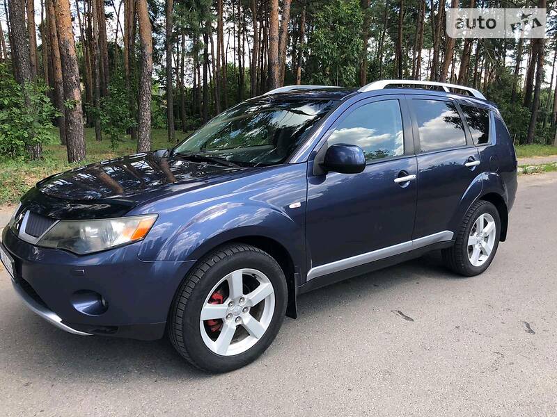 Позашляховик / Кросовер Mitsubishi Outlander XL 2007 в Боярці